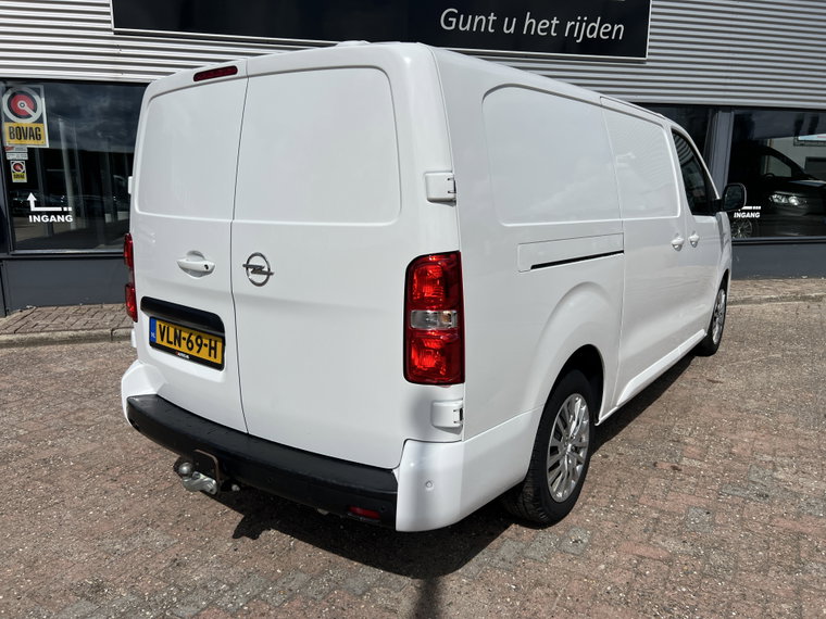 Vehicle Image 38