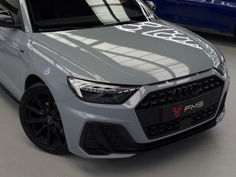 Vehicle Image 30