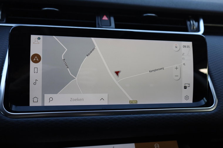 Vehicle Image 17