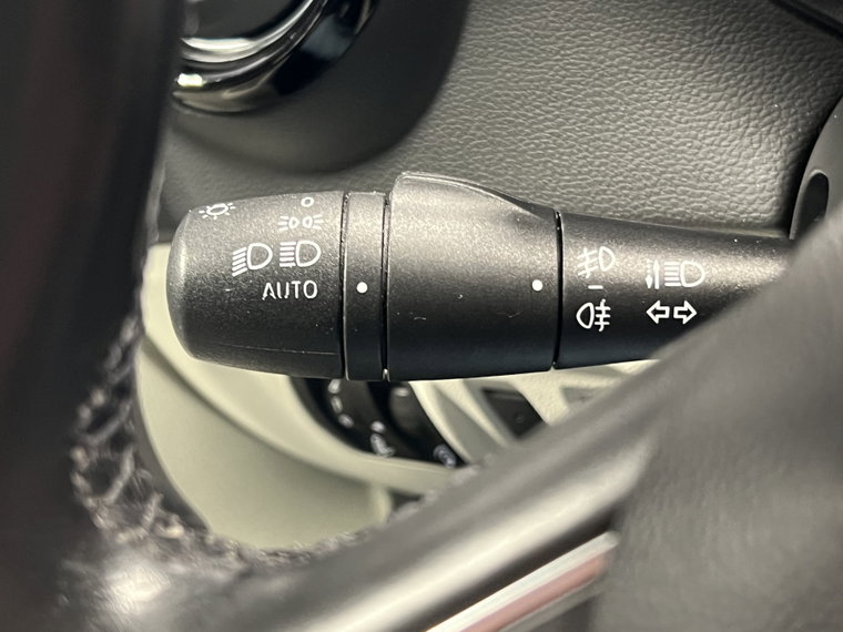 Vehicle Image 29