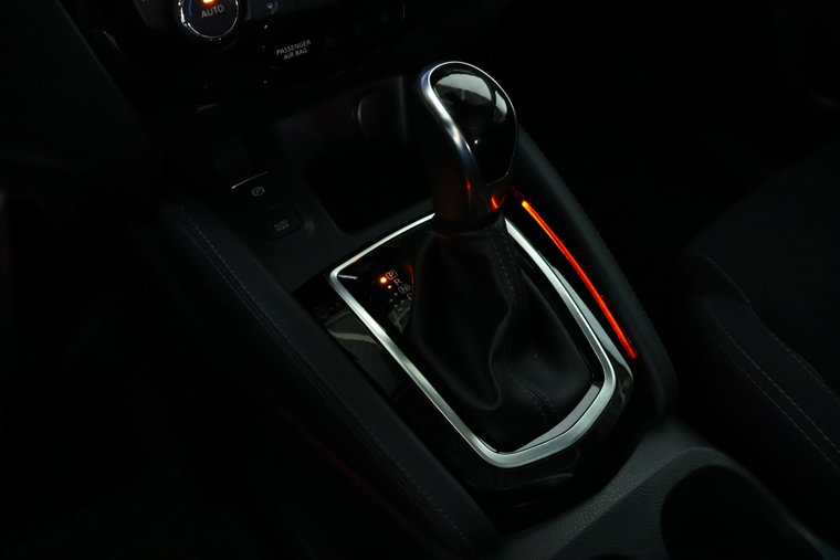 Vehicle Image 17