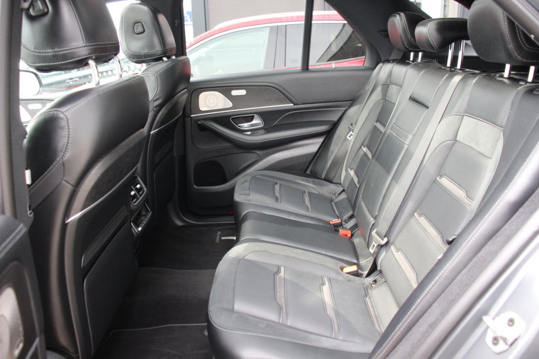 Vehicle Image 19