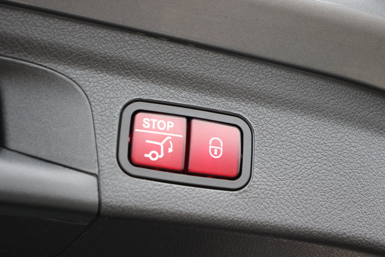 Vehicle Image 23