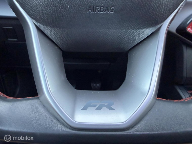 Vehicle Image 38