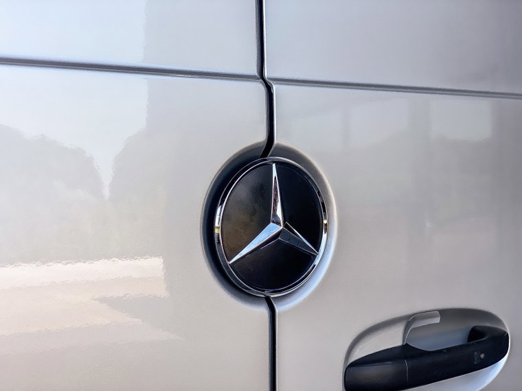 Vehicle Image 38