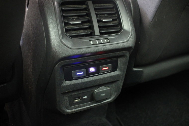 Vehicle Image 28