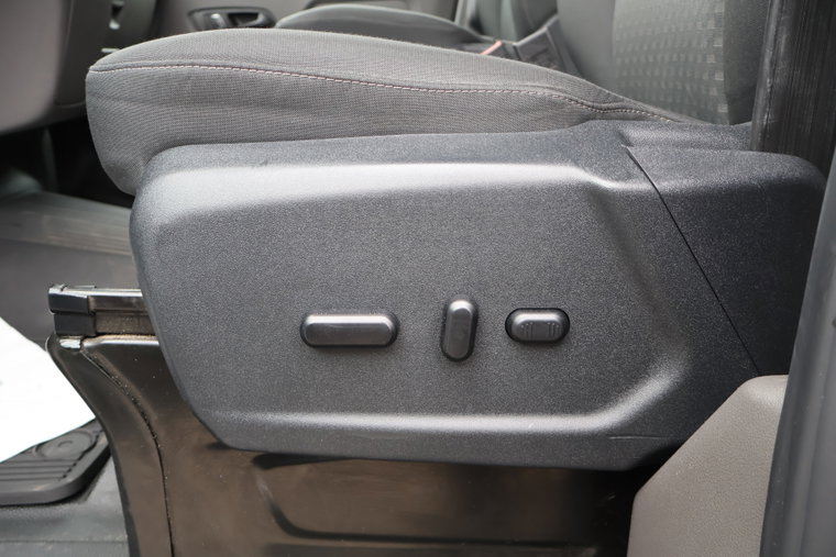 Vehicle Image 36