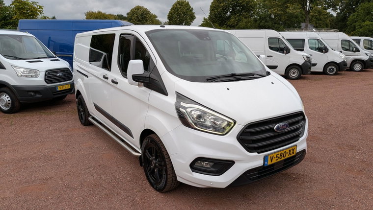 Vehicle Image 12