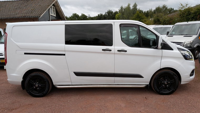 Vehicle Image 13
