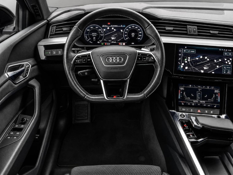 Vehicle Image 15