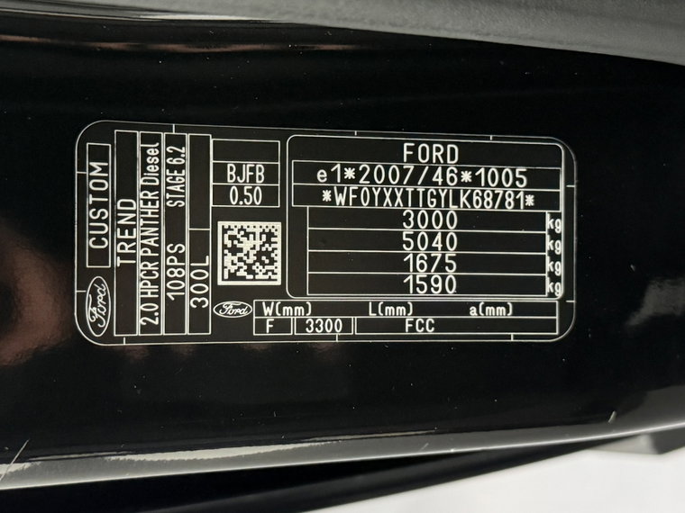 Vehicle Image 25