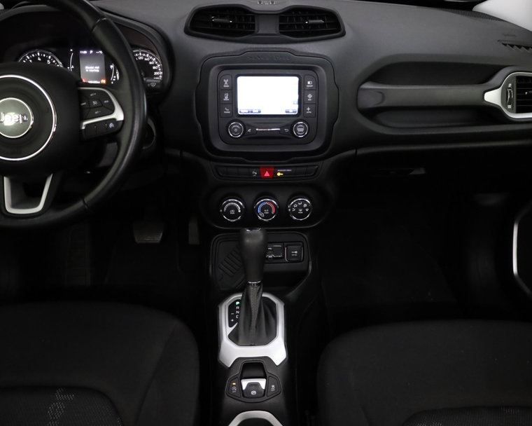 Vehicle Image 29