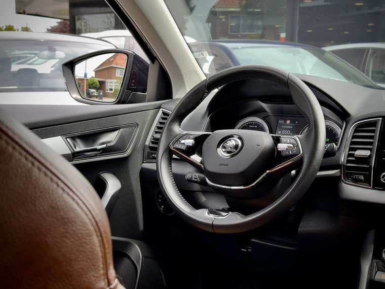 Vehicle Image 21