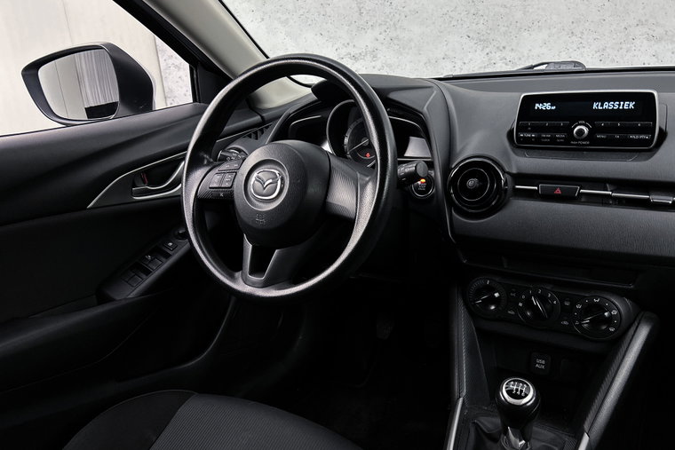 Vehicle Image 12