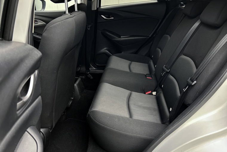 Vehicle Image 23