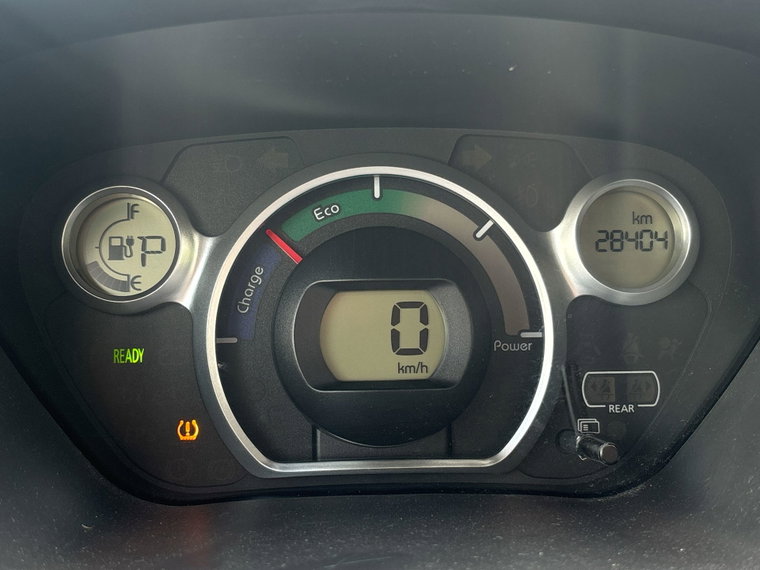 Vehicle Image 12