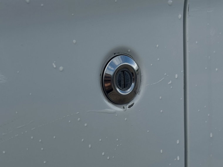 Vehicle Image 30
