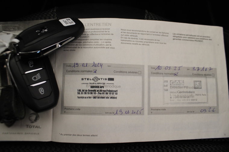 Vehicle Image 21
