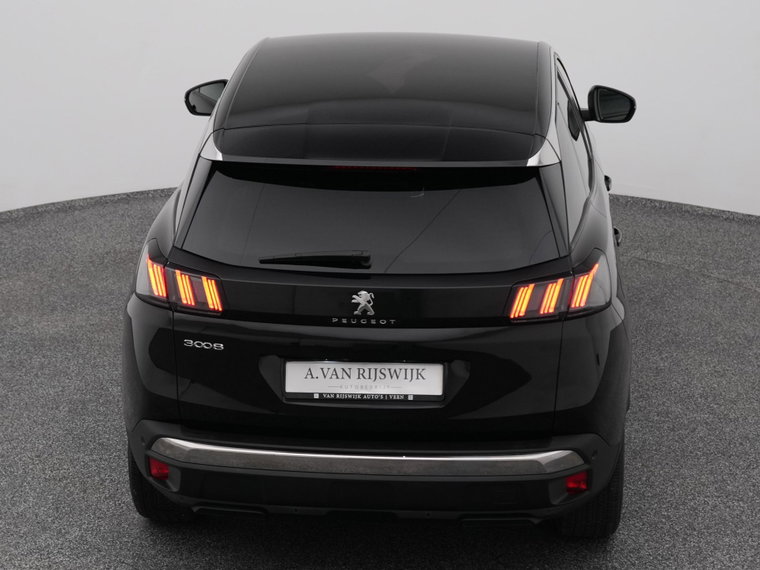 Vehicle Image 28