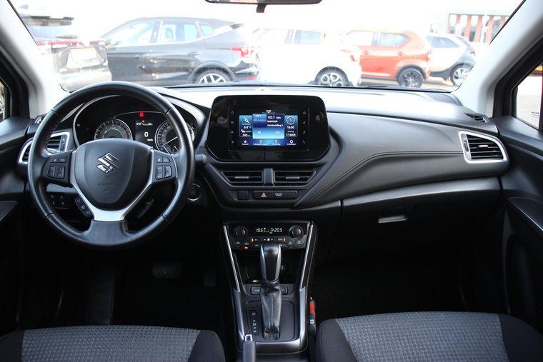 Vehicle Image 7