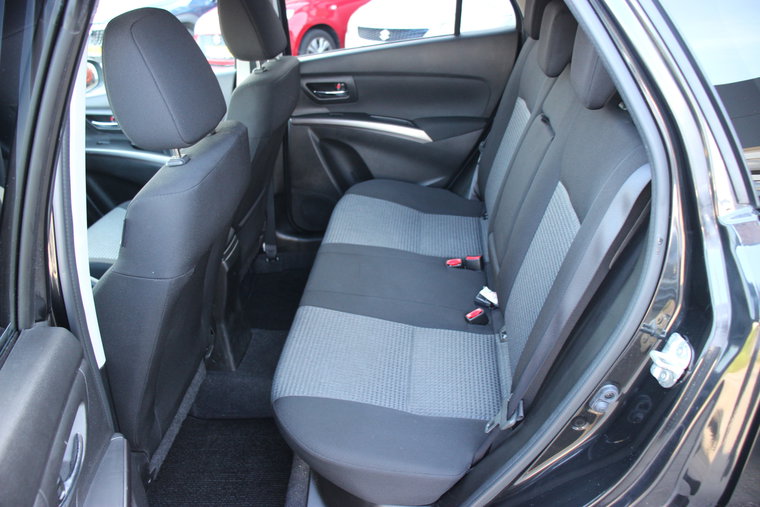 Vehicle Image 10