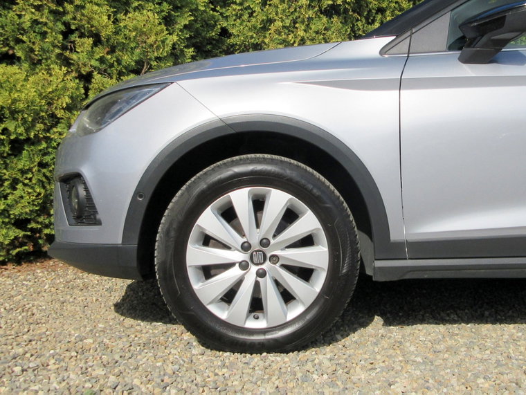 Vehicle Image 17