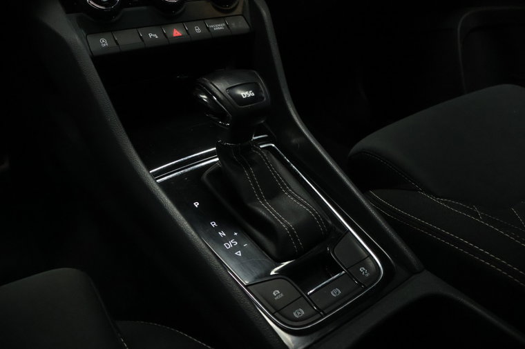 Vehicle Image 33