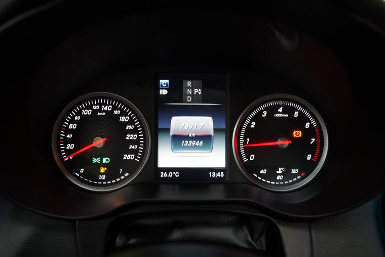 Vehicle Image 31