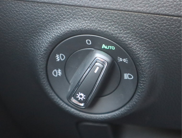 Vehicle Image 27