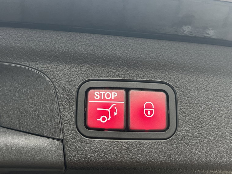 Vehicle Image 40
