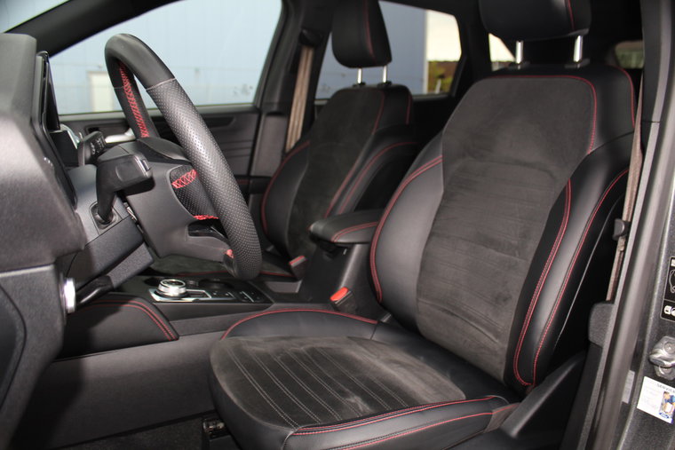 Vehicle Image 37