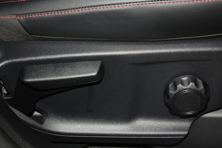 Vehicle Image 39