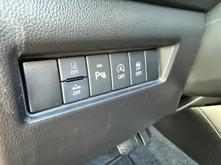Vehicle Image 23