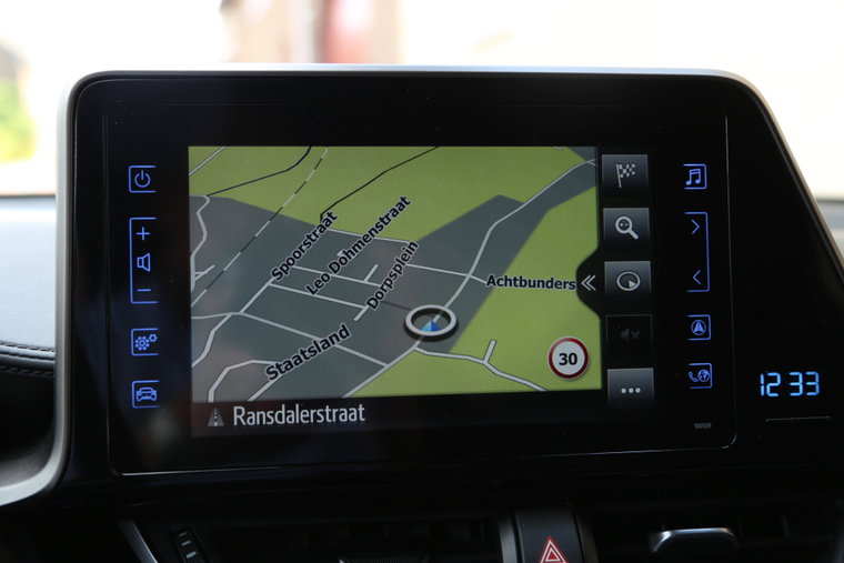 Vehicle Image 8