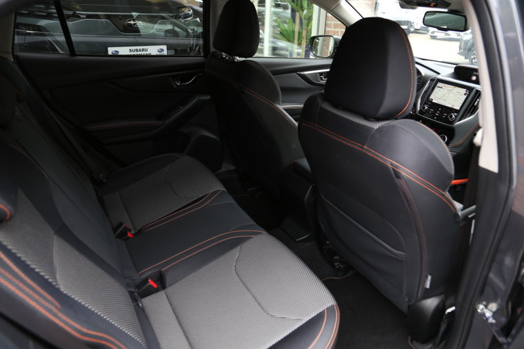 Vehicle Image 18