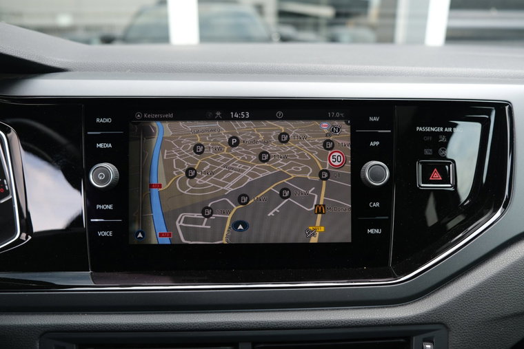 Vehicle Image 22