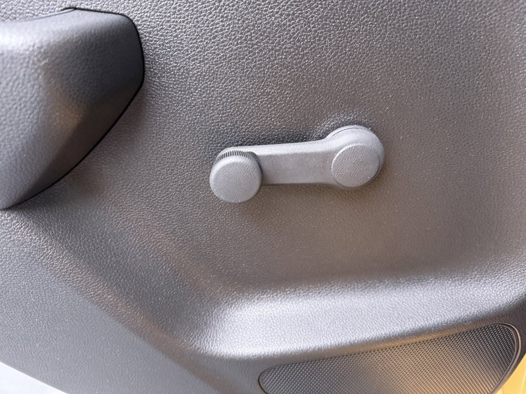 Vehicle Image 33