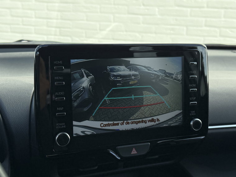 Vehicle Image 21