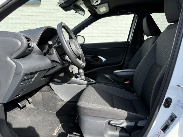 Vehicle Image 24