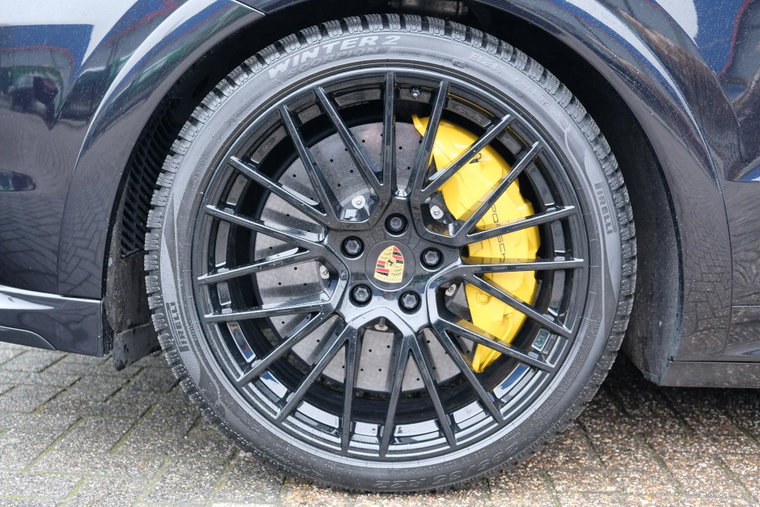 Vehicle Image 40