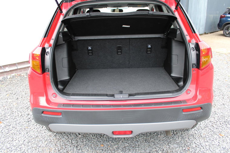 Vehicle Image 13