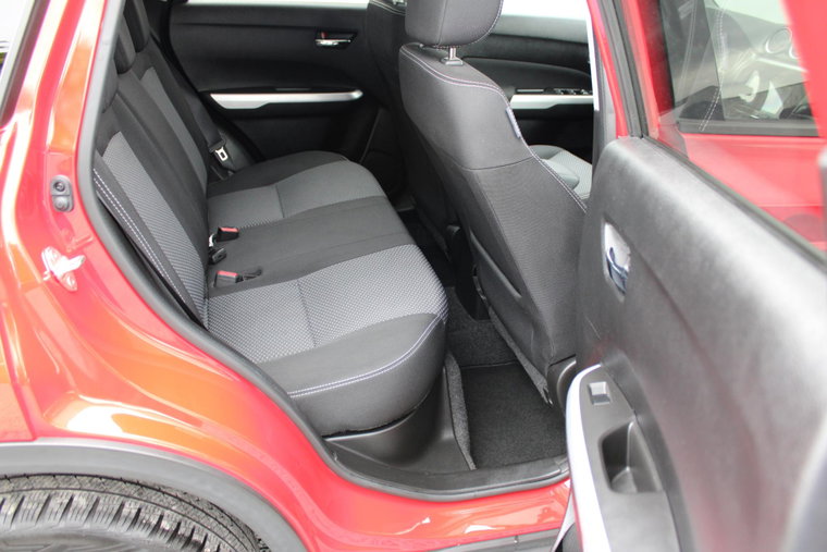 Vehicle Image 14