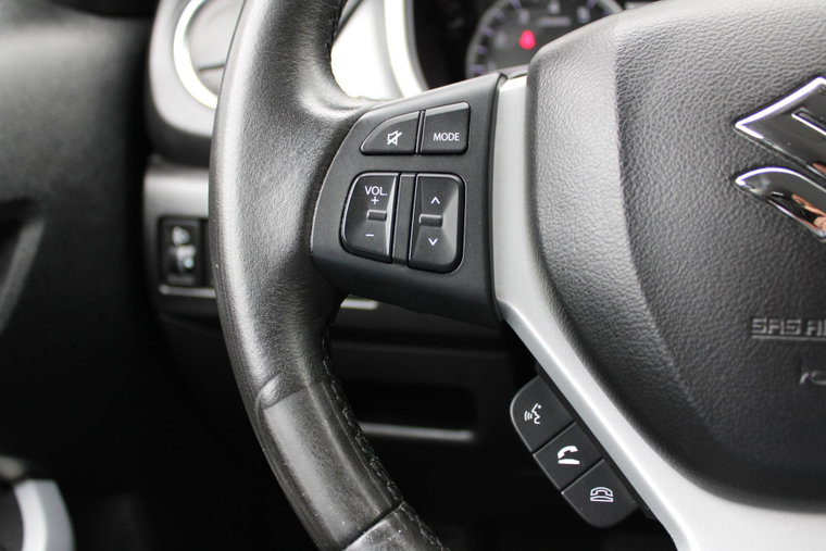 Vehicle Image 23