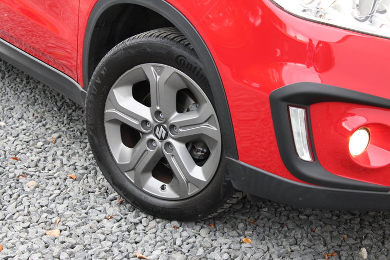 Vehicle Image 8