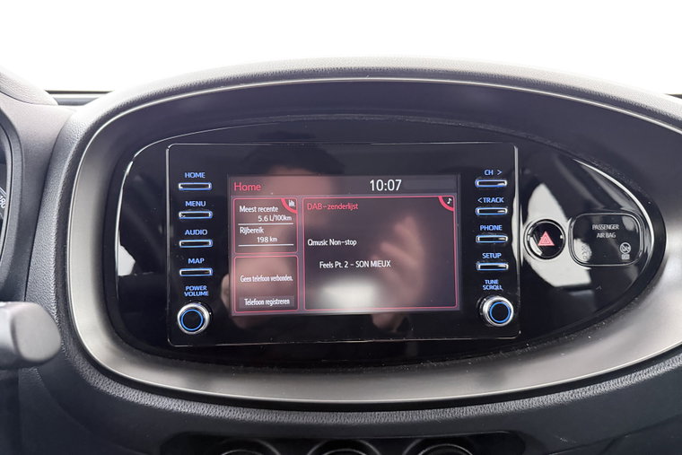Vehicle Image 19
