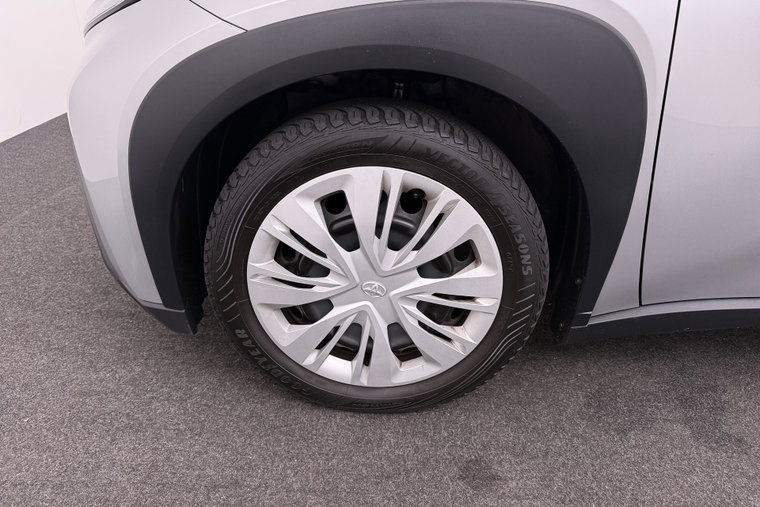 Vehicle Image 7