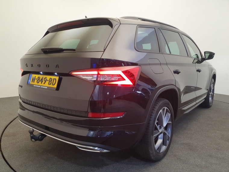 Vehicle Image 7