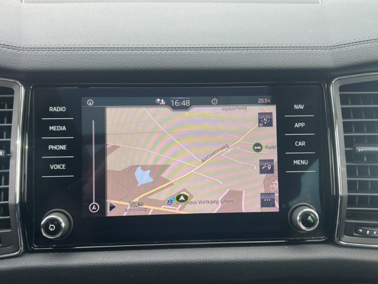 Vehicle Image 23