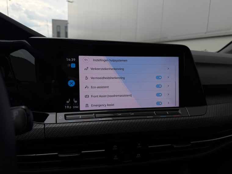 Vehicle Image 39