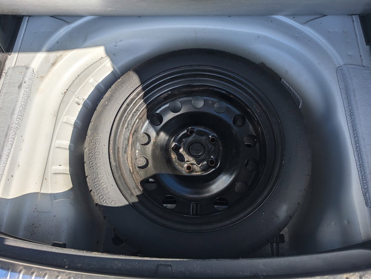 Vehicle Image 22